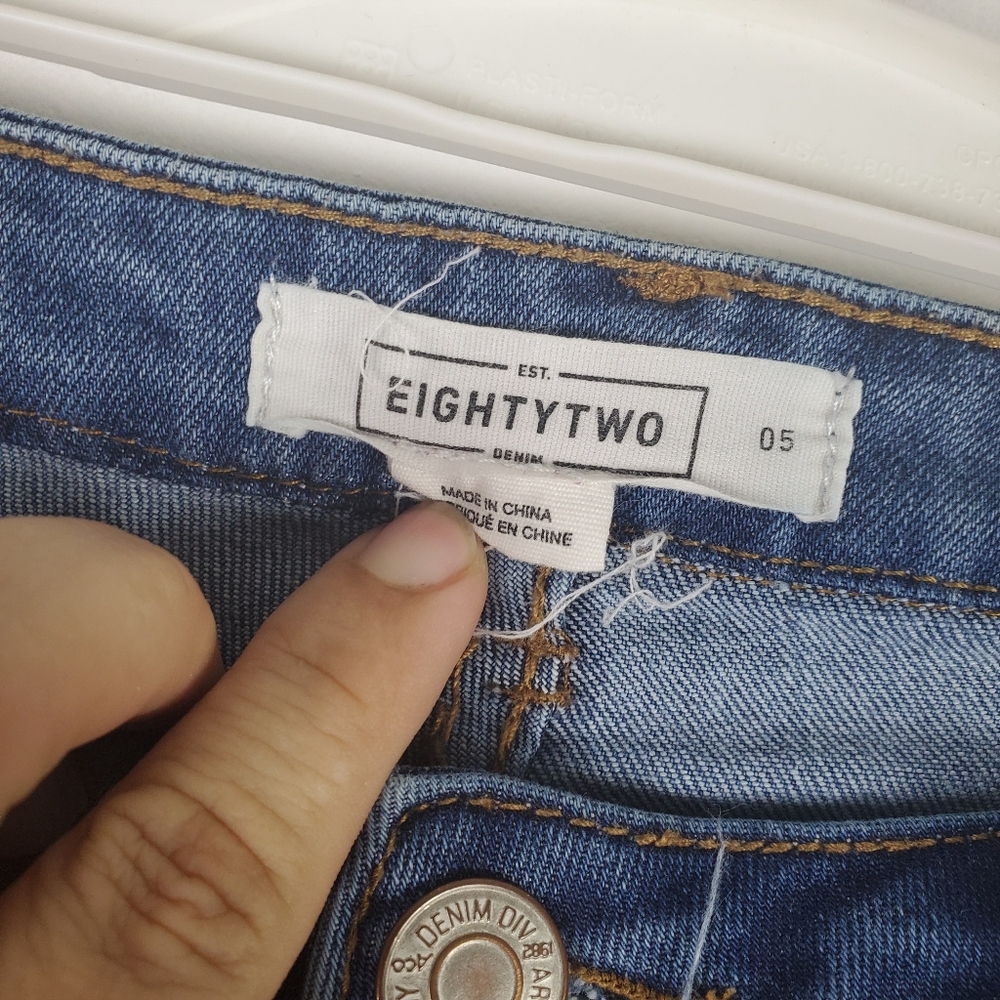 Eightytwo denim | medium wash skinny - Picture 7 of 7